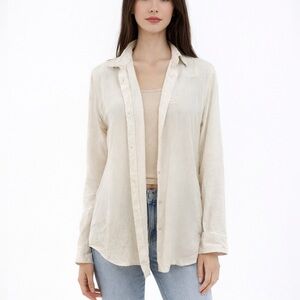 Levi’s 100% silk blouse NEW